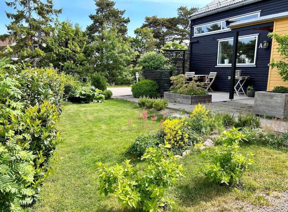 Lys Leilighet Med Fine Uteplasser Fredrikstad Eksteriør bilde